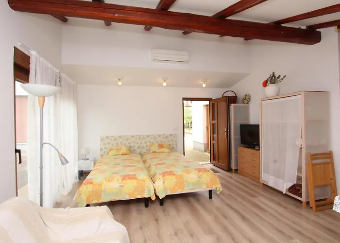 아파트 Studio Rovinj Home *